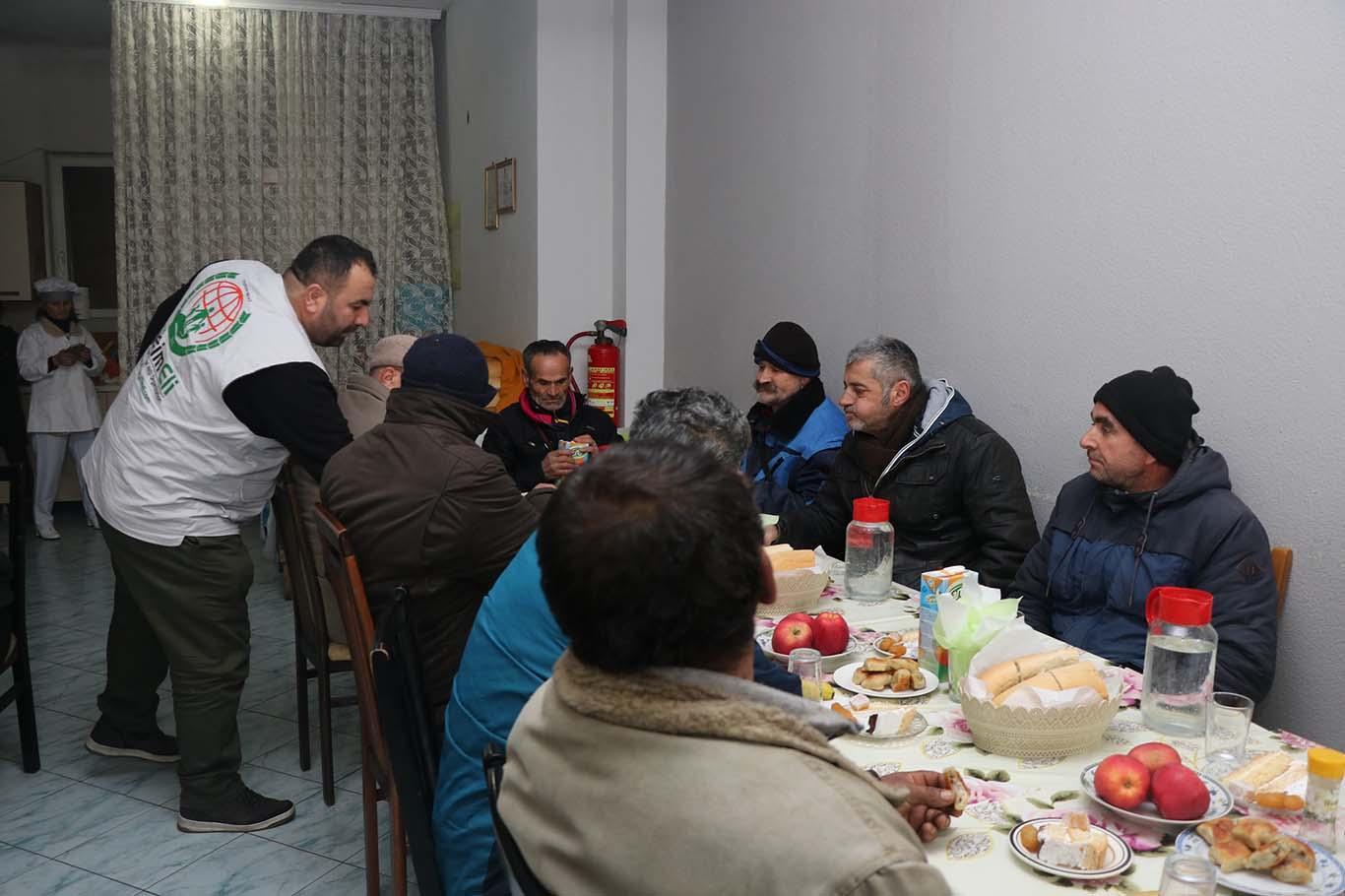 يد التيم الأوروبية تمد يدها إلى بلدان البلقان